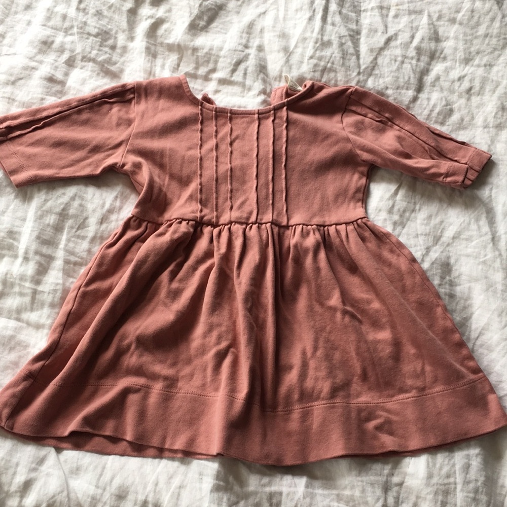 Kate Quinn dress